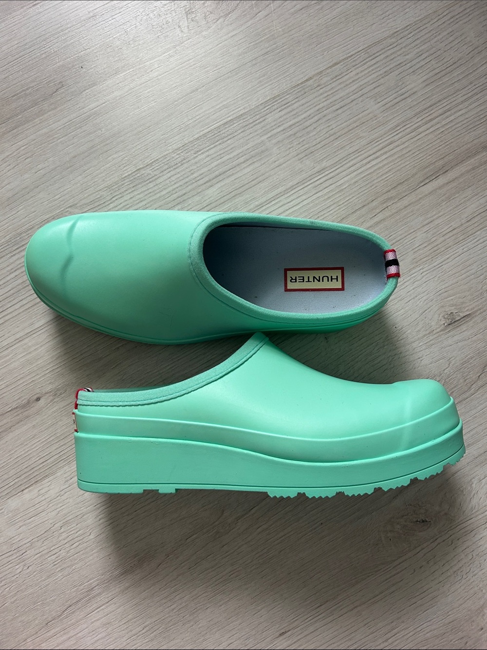 Hunter Original Play Clog in “Wild Mint”